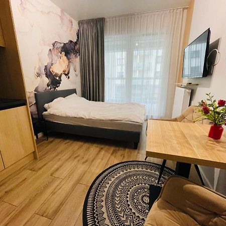 W Apartments Варшава Екстериор снимка