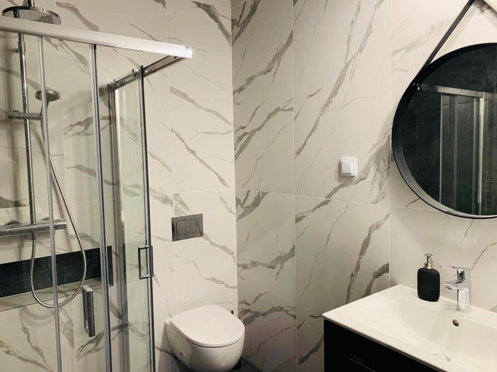 W Apartments Варшава Екстериор снимка