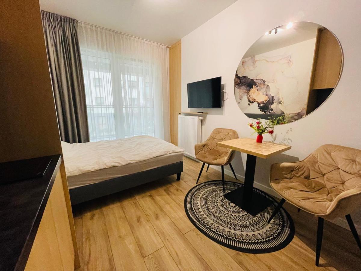 W Apartments Варшава Екстериор снимка